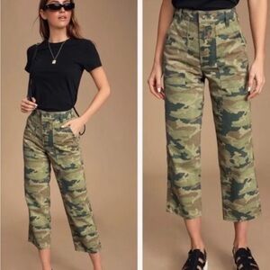 We The Free Remy Green Camo Cropped Pants Size 30, Free People